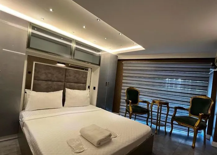 Voo Group Beijing Park Hotel 3*